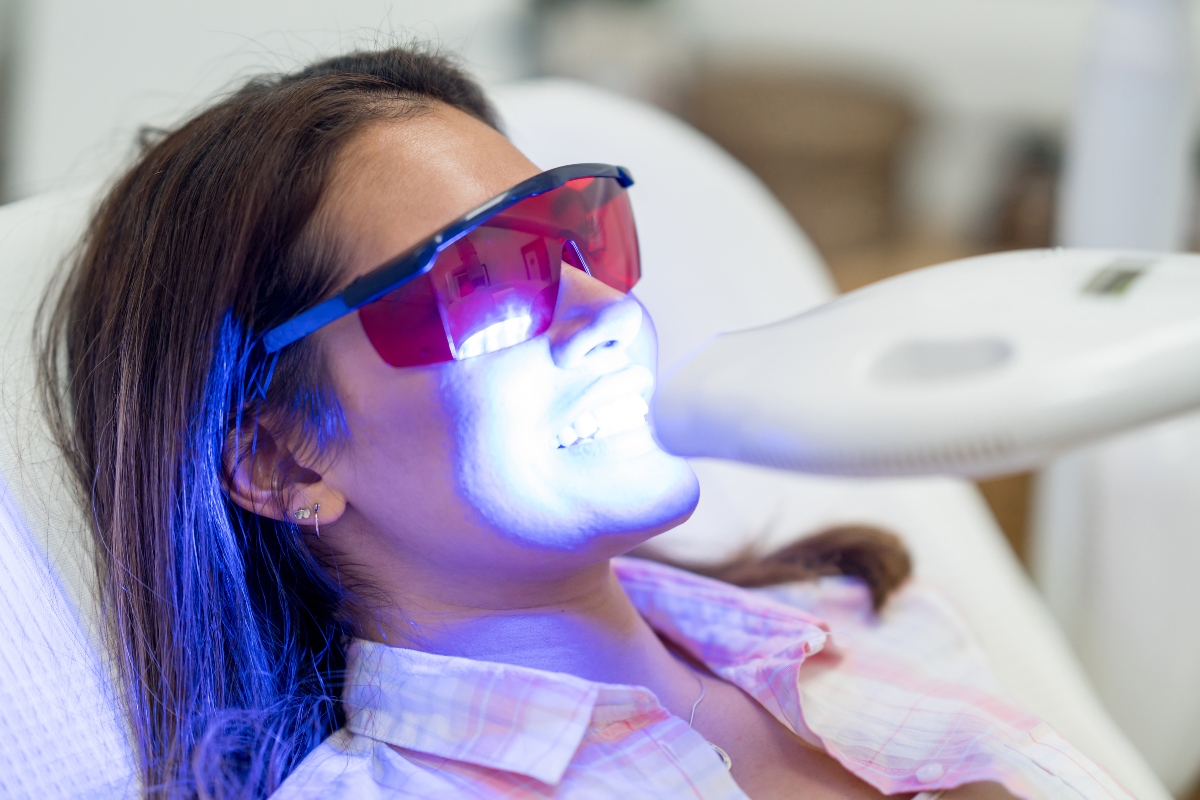 What Maintenance Routine Does Regency Court Dentistry Recommend To Prolong Whitening Results?